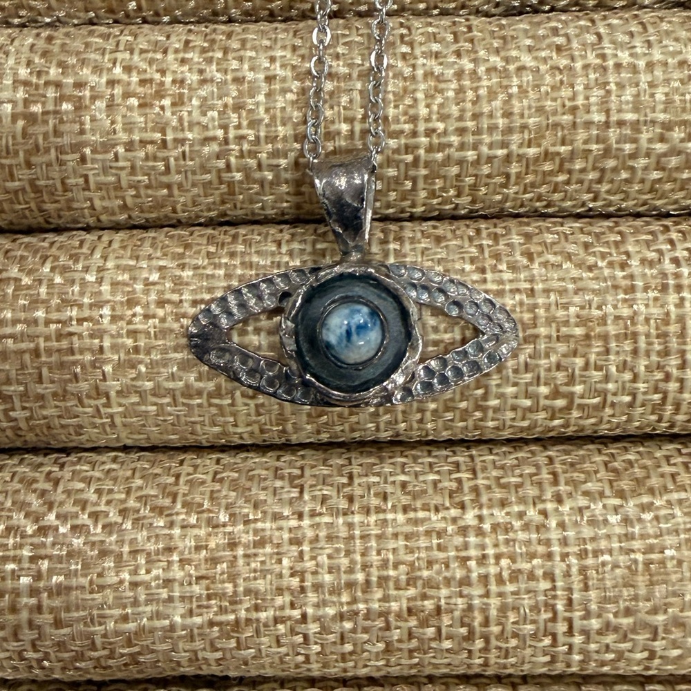 Blue sheelite necklace